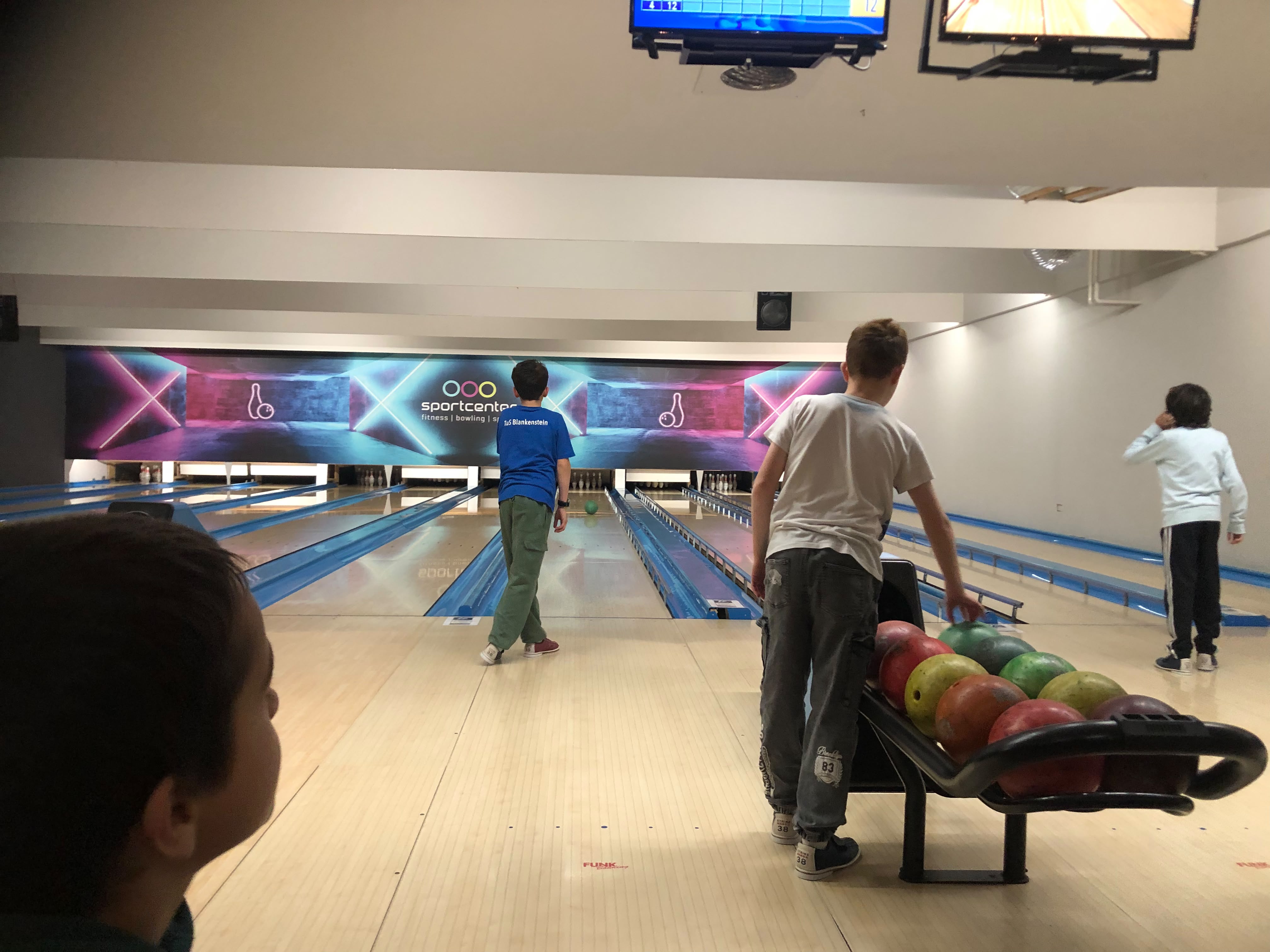 🎳 Gemeinsam lernen, gemeinsam Spaß haben! 🌟